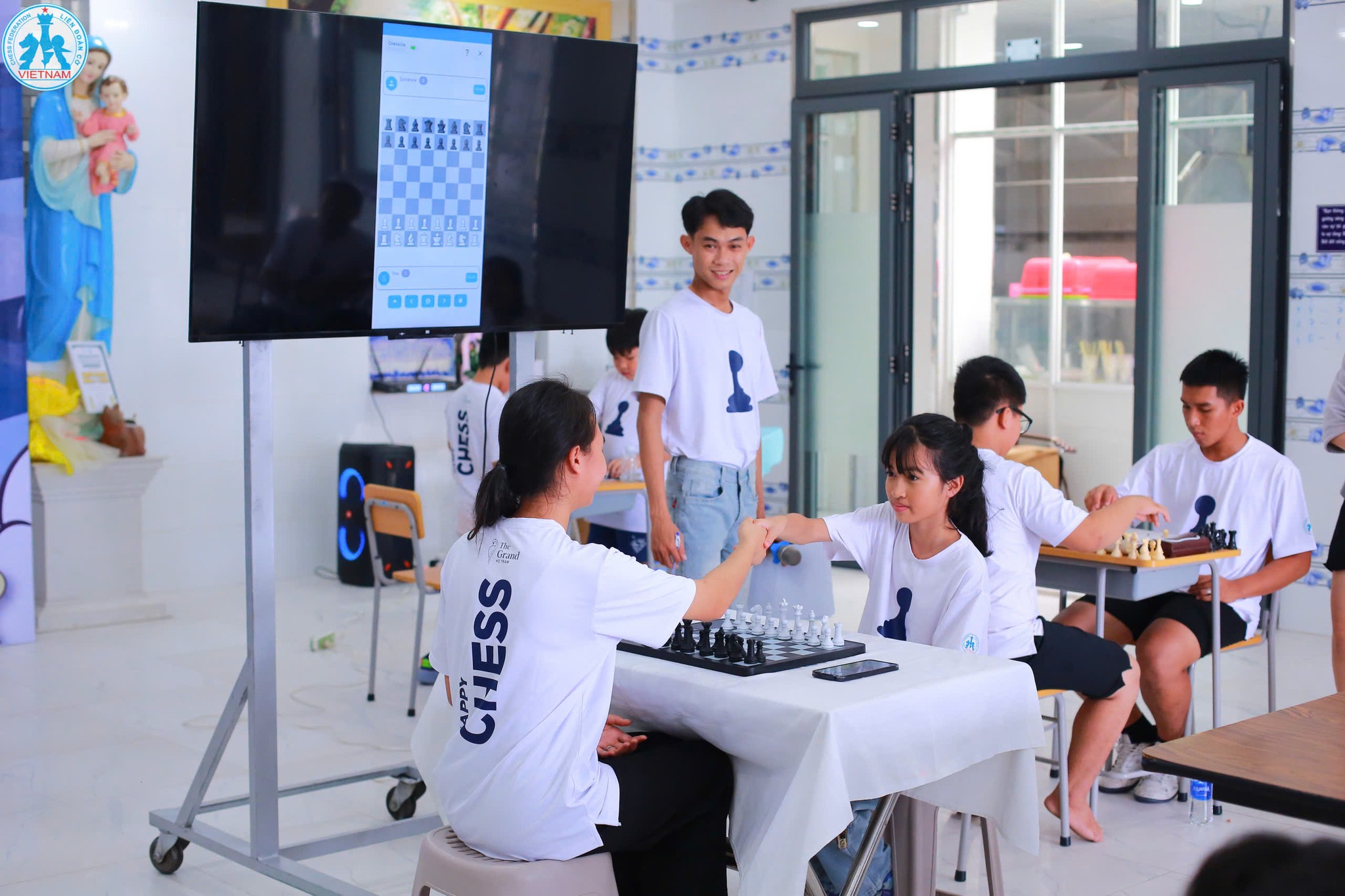 LIÊN ĐOÀN CỜ VIỆT NAM TRÂN TRỌNG GIỚI THIỆU ĐỐI TÁC ĐỒNG HÀNH: KINGVIET EDUCATION